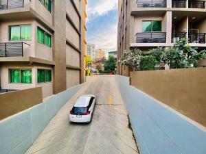 Arcadia Continental 1 bedroom Pool View