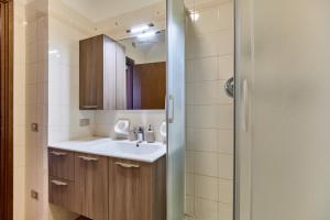 Lydie apt. exclusive holigarda