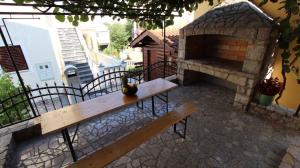 Two-Bedroom Apartment in Malinska III