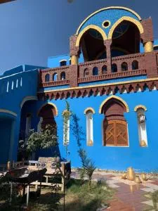 Golden Palace Family - 卢克索