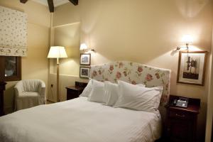 Kazarma Hotel Limni-Plastira Greece