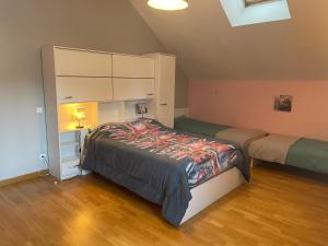 Maisons de vacances Grand gite peyrau aubrac loup gevaudan lozere A75 : photos des chambres