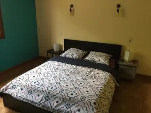 Agréable chambre chez Stanislas - Virac