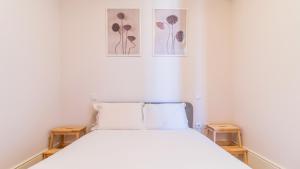 Duque Flat - AC & Balcony by LovelyStay