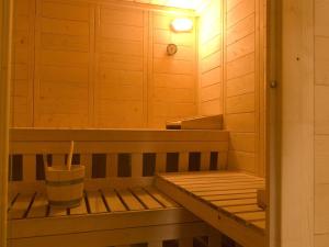 Maisons de vacances Cozy Holiday Home in Tr bas with Sauna : photos des chambres