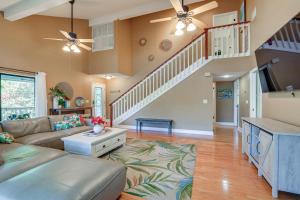 Private Saltwater Pool Stunning Seminole Stay!
