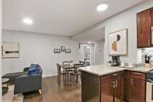 Modern & Furnished 2BR Apt with In-unit Laundry - Sunnyside 2E
