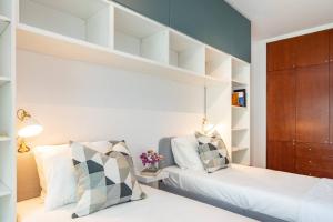 Ocean Front 2bed Luxury w Elevator Parking WI-FI