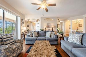 Heated Pool and Spa, Sleeps 6 - Villa Cayman