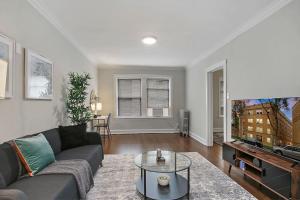 1BR Serene and Cozy Chicago Apartment - Manor 2
