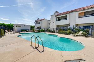 Patio and Pool Access Modern Oasis 5 Mi to ASU!