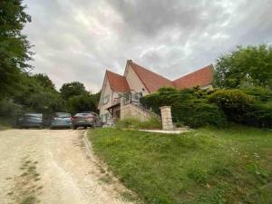 Maisons de vacances Grande belle Maison,ecrin de verdure 1h15 de Paris : photos des chambres