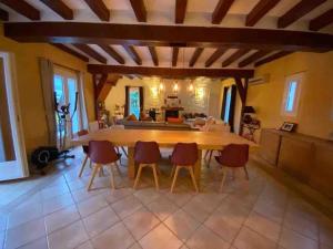 Maisons de vacances Grande belle Maison,ecrin de verdure 1h15 de Paris : photos des chambres