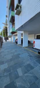 Guarujá enseada, apto a 150m da praia.