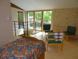 Maisons de vacances Gite Bourneau, 3 pieces, 6 personnes - FR-1-426-538 : photos des chambres