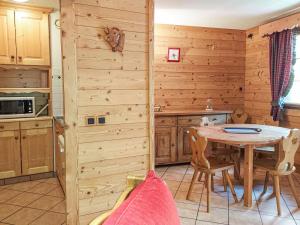 Appartements Appartement Valmorel, 2 pieces, 4 personnes - FR-1-356-425 : photos des chambres