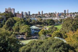 Aquarius Rising Poolside in Rushcutters Bay