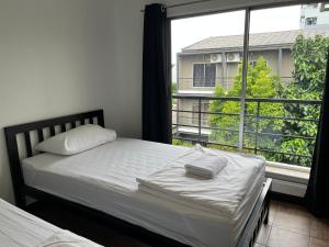 Phòng 2 Giường Đơn Nhìn ra Vườn - Tầng 3 (Twin Room with Garden View - Third Floor)