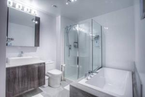 2 bedroom Condo in the heart of the city Montreal