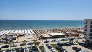 Infinity by Seaside Holding