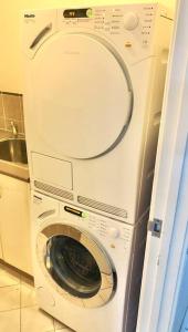 Sunset views over South Fremantle