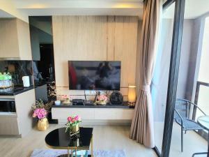 Luxury suite with sea view.