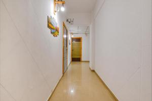 Via Solitaire, Surat