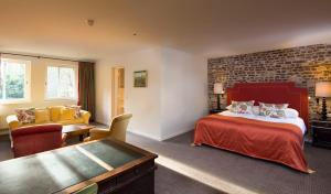 Pachthof Senior Suite room in Hotel Kasteel Terworm