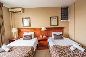 Emakhosini Hotel On East