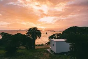 TOMORROW-COAST - Onga