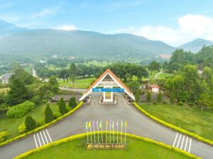 Moon Villa C27 Tam Đảo Golf & Resort Biệt thự 8 phòng ngủ rộng 1300m2 trong sân Golf Tam Đảo