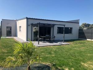 Maisons de vacances Location saisonniere Maen Roch : photos des chambres