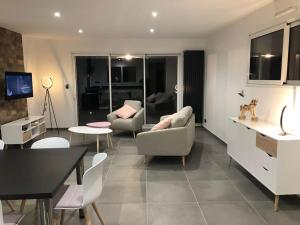 Maisons de vacances Location saisonniere Maen Roch : photos des chambres