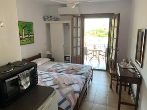 Villa Perris Studios