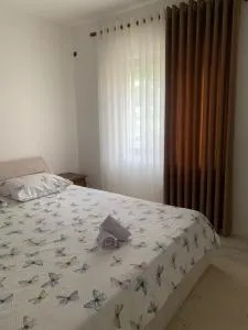 Beach Apartment - Margjonaj