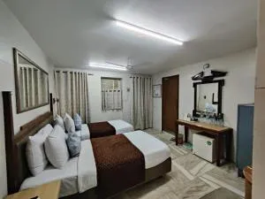 Capital Hotel - 卡希德