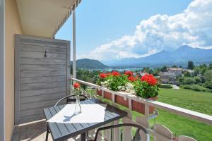 Double Room with Lake View room in Hotel-Pension Melcher
