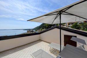 Tre passi dal lago 2