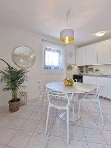 Apartment Asterias (Špadići) 