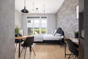 Kraków Studio with Parking & Terrace near Zalew Bagry by Renters Prestige