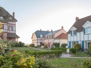 Appartements Flat on the beach with pool in Le Crotoy : photos des chambres