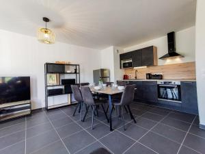 Appartements La Belle Vue - Garage Terrasse Wi-Fi Netflix Disney+ : photos des chambres