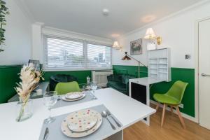 Central London Urban Modern Apartment near Warren Street