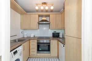 Central London Urban Modern Apartment near Warren Street