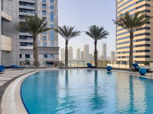 Marco Polo - Stylish and Spacious 2 BR with Marina, City Views - 3hvězdičkové hotely ve městě Dubaj