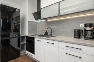 Modern Apartments Łużycka by Noclegi Renters