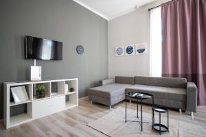 Beautiful New Apartment near City Center