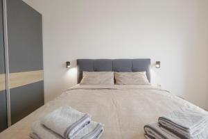 Green Eyes Apartments