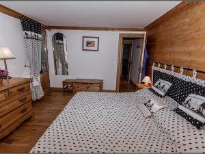 Appartements Appartement Val-d'Isere, 3 pieces, 8 personnes - FR-1-518-89 : photos des chambres