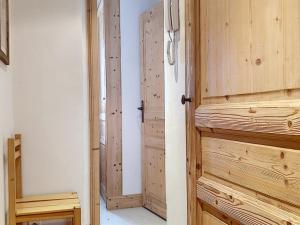 Appartements Appartement Val-d'Isere, 2 pieces, 2 personnes - FR-1-518-130 : photos des chambres